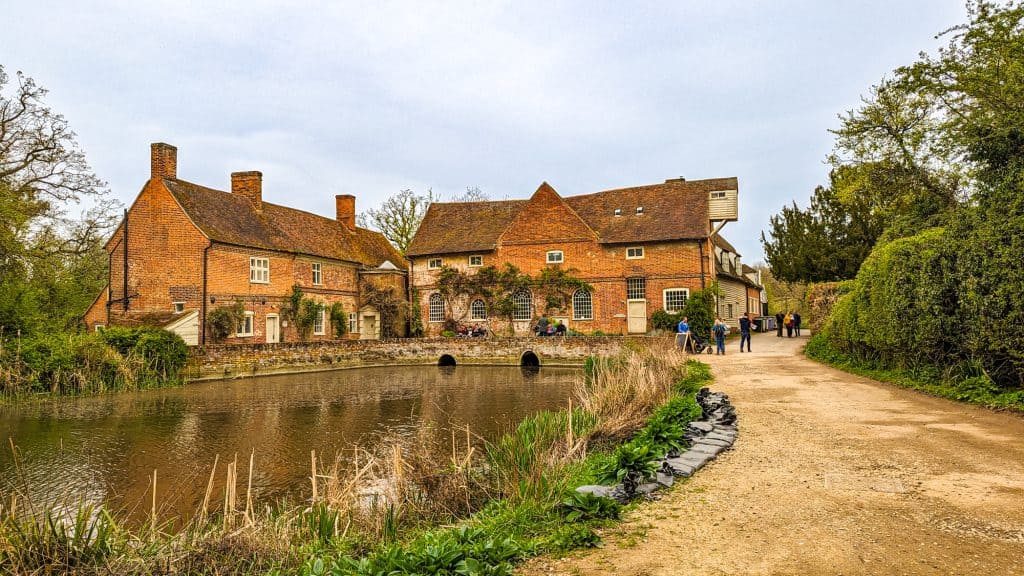 View at the river Stour and Flatford Mill in Flatford in Dedham Vale AONB.
