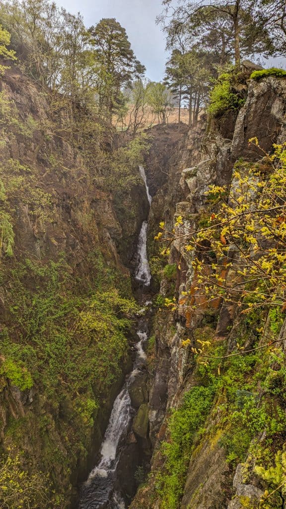 View at the Stanley Ghill Waterfall from a viewing platform.
