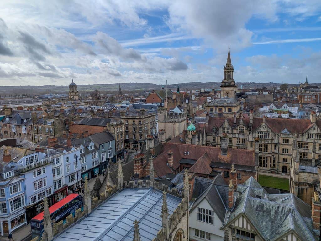 Views at the whole city with buildings from the tower of the Church of St Mary the Virgin, simply a perfect day trip to Oxford.