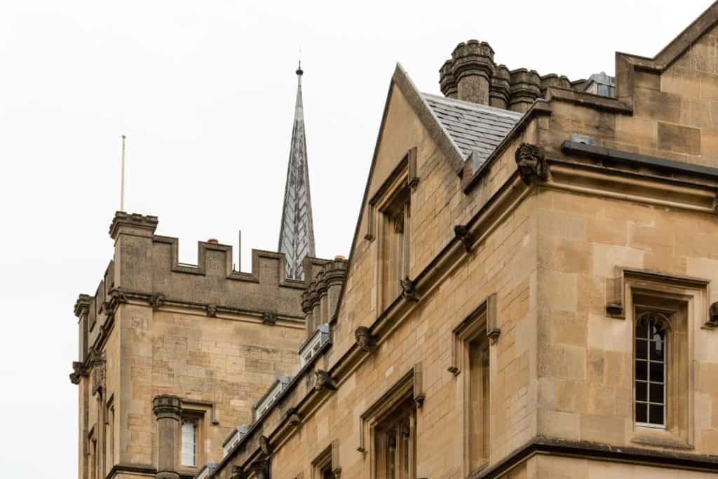 A detailed view one of the colleges of the Lincoln College in Oxford.