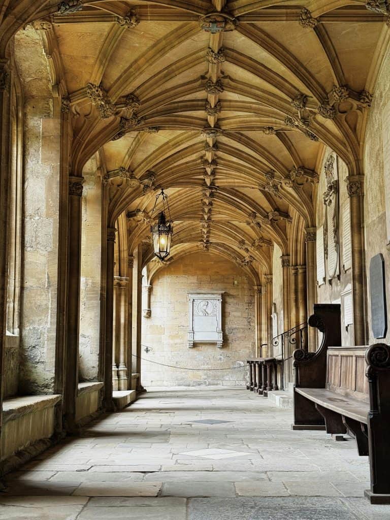 A detailed view of the cloisters of the Christ Church College in Oxford.