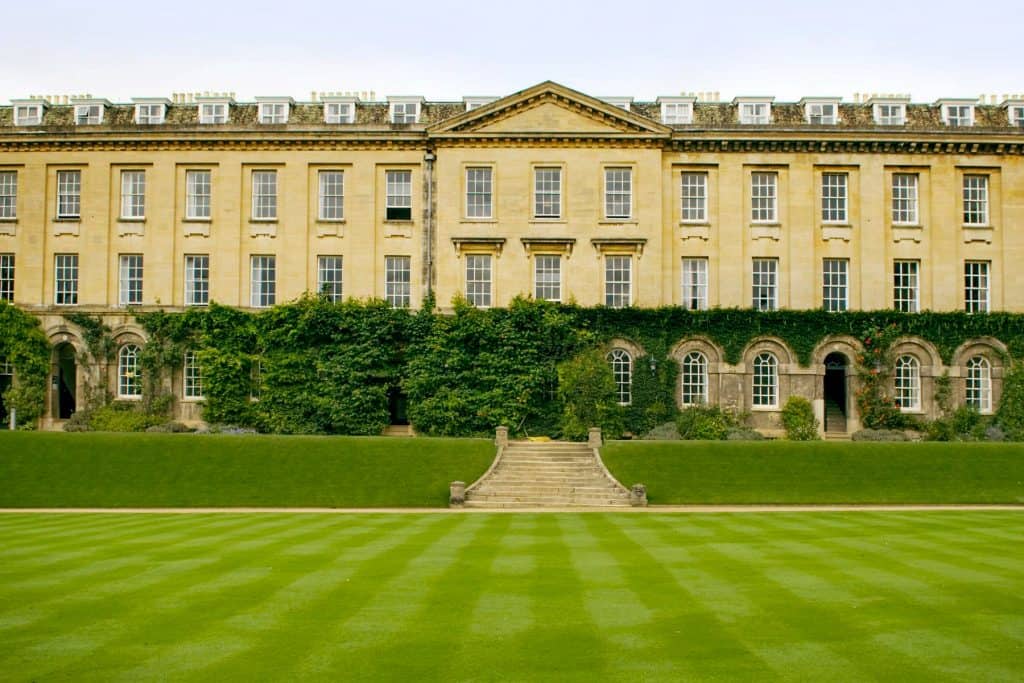 Gardens and buildings of the Worcester College in Oxford.